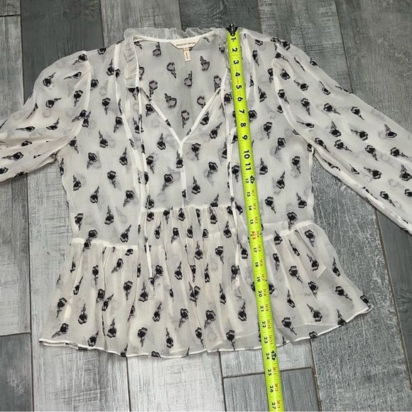 Rebecca Taylor Boho 100% Silk Chiffon Ruffle Ivory Black Floral Peasant Top S - Picture 10 of 16